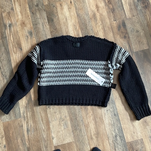 RtA Rory metallic stripe sweater - Picture 16 of 17